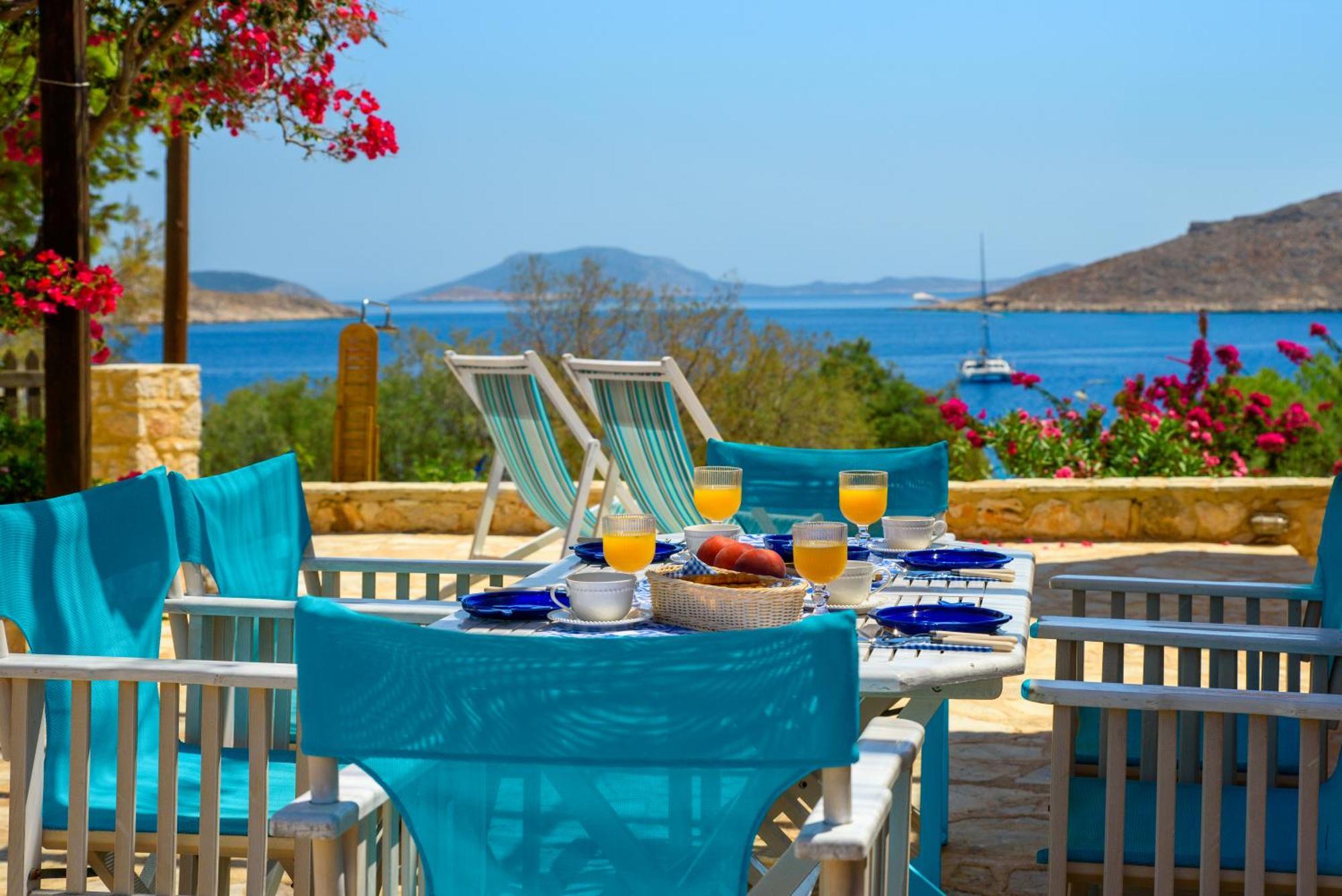 Villa Ftenagia Chalki Town Ngoại thất bức ảnh